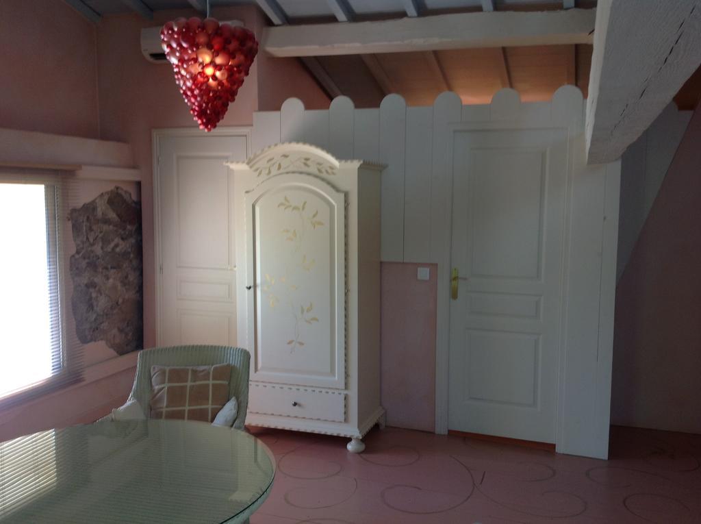 Maison D'Hotes Les Chambres De Mon Moulin Pégomas Pokoj fotografie
